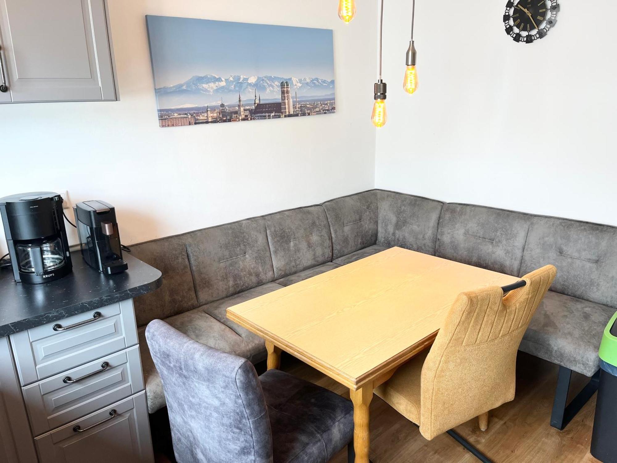 Gemuetliche Privatzimmer Mit Geteiltem Bad, Kueche Und Garten 뮌헨 외부 사진